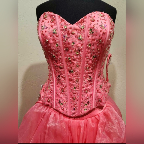 By Da Vinci beaded ruffle corset 2 piece Dress prom Quinceanera melon 10 NWT - Picture 2 of 9